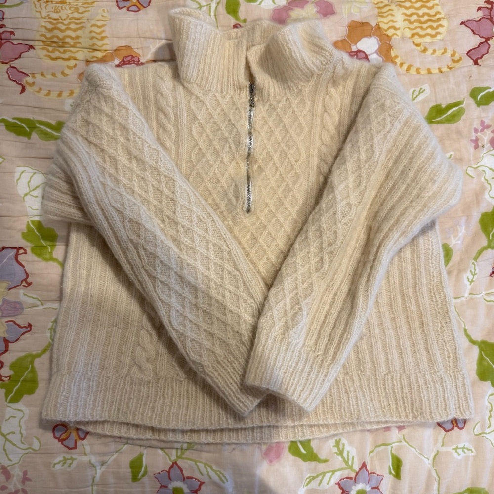 Cropped Wool Cream Cable Knit Sweater